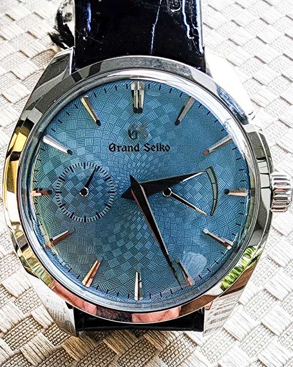 2022 Grand Seiko Elegance Collection "Ryūsendō" L.E. 39MM Blue Dial Leather Strap (SBGK015G)