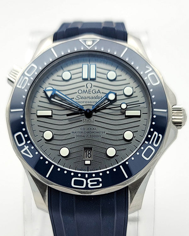 Omega Seamaster Diver 300M 42MM Grey Dial Rubber Strap (210.32.42.20.06.001)