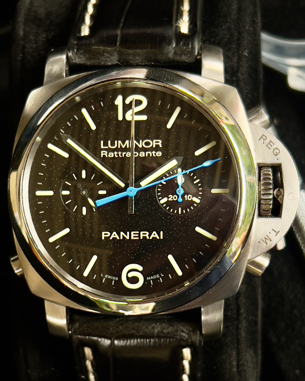 2010 Panerai Luminor Rattrapante 44MM Black Dial Leather Strap (PAM00362)