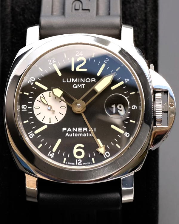 No Reserve - 2010 Panerai Luminor GMT Automatic 44MM Black Dial Leather Strap (PAM00088)