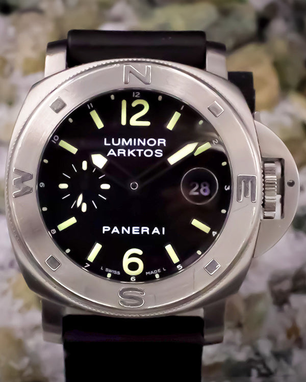 2004 Panerai Luminor Arktos L.E. 44MM Black Dial Rubber Strap (PAM00092)