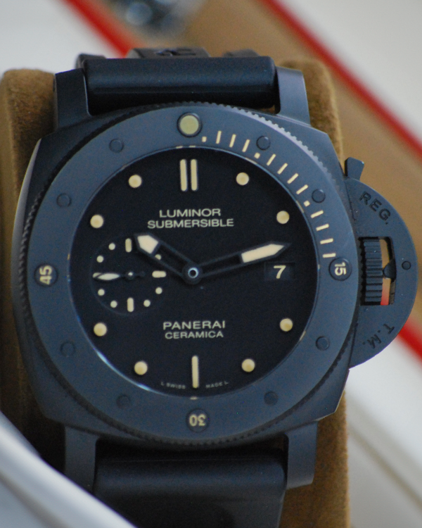 2015 Panerai Luminor Submersible 1950 47MM Black Dial Rubber Strap (PAM00508)