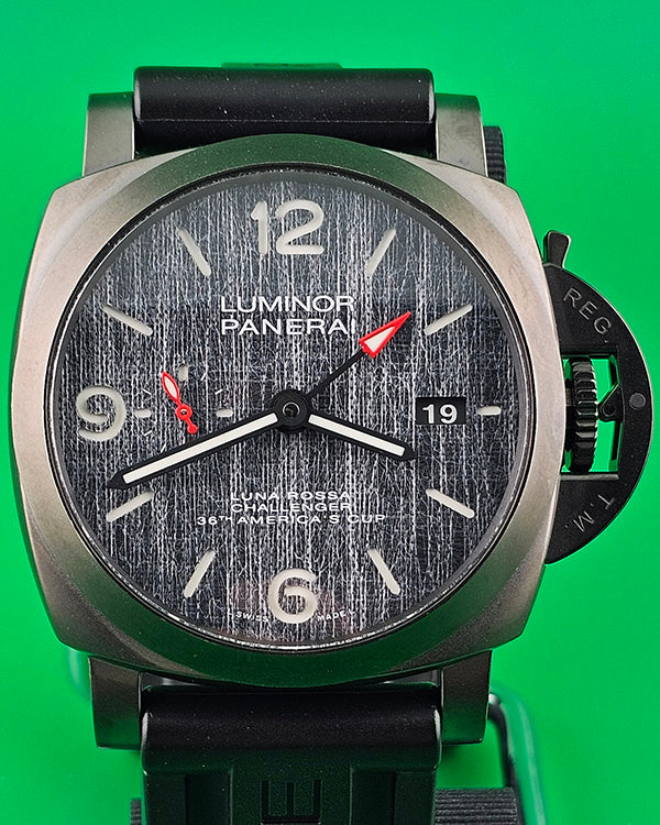 2020 Panerai Luminor Luna Rossa GMT L.E. 44MM Grey Dial Rubber Strap (PAM01036)