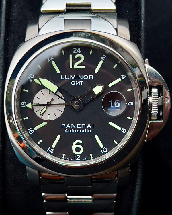 2006 Panerai Luminor L.E. 44MM Black Dial Titanium Bracelet (PAM00161)