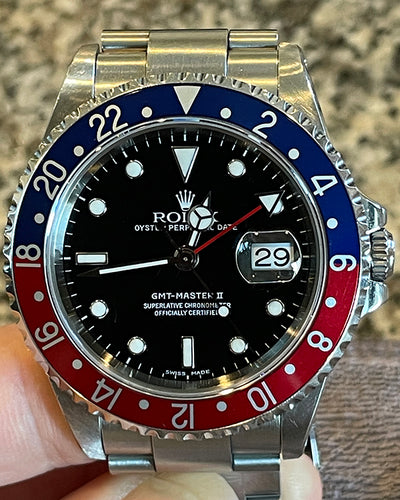 2001 (P Serial) Rolex GMT-Master II 40MM Black Dial Oyster Bracelet (116710)