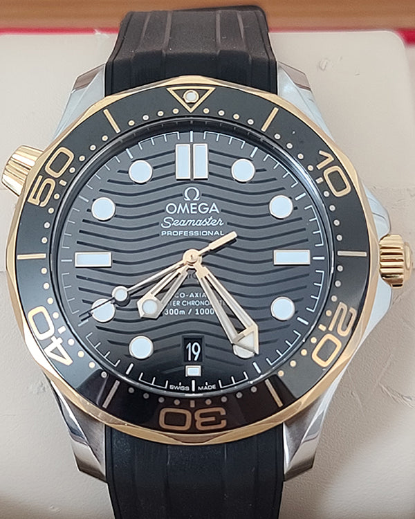 2021 Omega Seamaster Diver 300M 42MM Black Dial Rubber Strap (210.22.42.20.01.001)