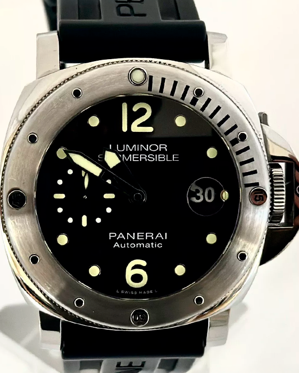 2019 Panerai Submersible Luminor 44MM Black Dial Rubber Strap (PAM01024)