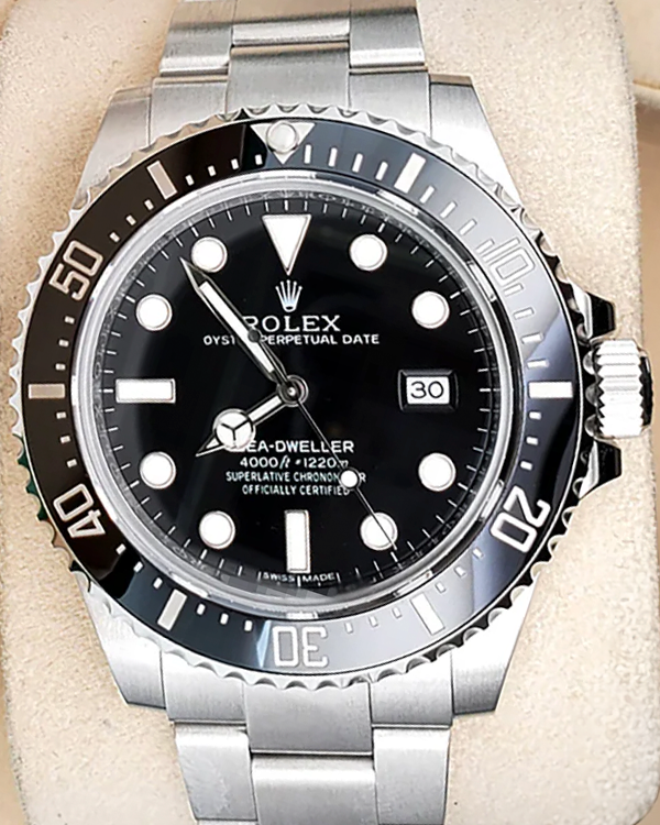 2015 Rolex Sea-Dweller 4000 40MM Black Dial Oyster Bracelet (116600)