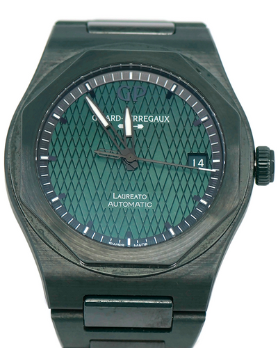 2023 Girard Perregaux Laureato "Aston Martin" L.E. 38MM Green Dial Ceramic Bracelet (81005-32-3080-1CX)