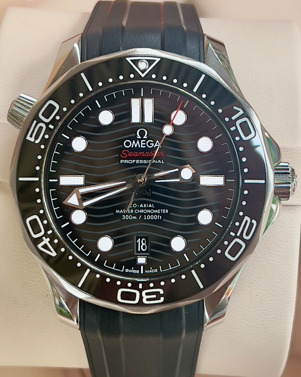 2020 Omega Seamaster Diver 300M 42MM Black Dial Rubber Strap (210.32.42.20.01.001)