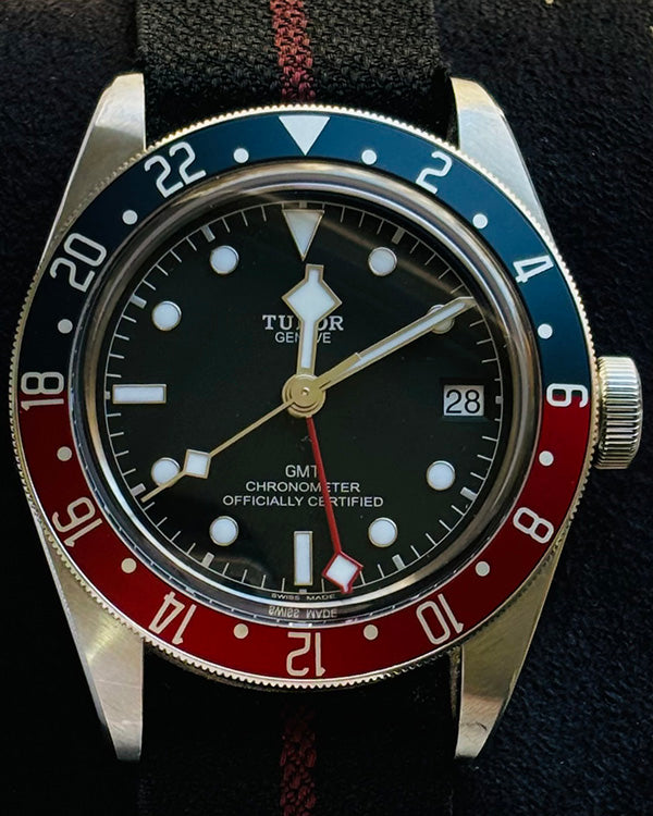 No Reserve - 2019 Tudor Black Bay GMT "Pepsi" 41MM Black Dial Textile Strap (79830RB)