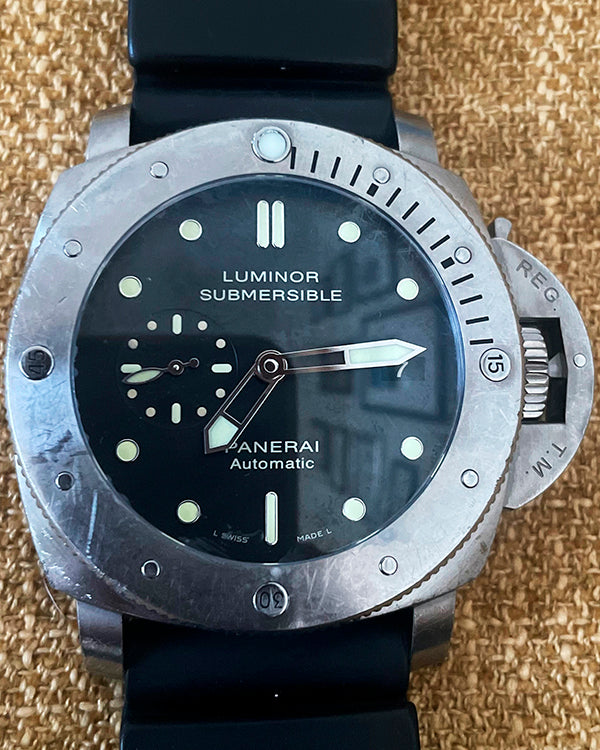 2016 Panerai Luminor Submersible 1950 3 Days 47MM Black Dial Rubber Strap (PAM00305)