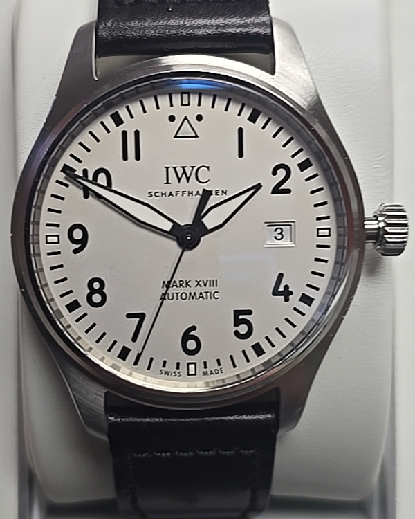 No Reserve - 2017 IWC Schaffhausen Pilot Mark 40MM Silver Dial Leather Strap (IW327002)