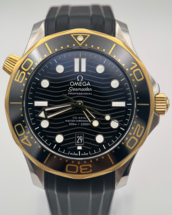 Omega Seasmaster Diver 300M 42MM Black Dial Rubber Strap (210.22.42.20.01.001)