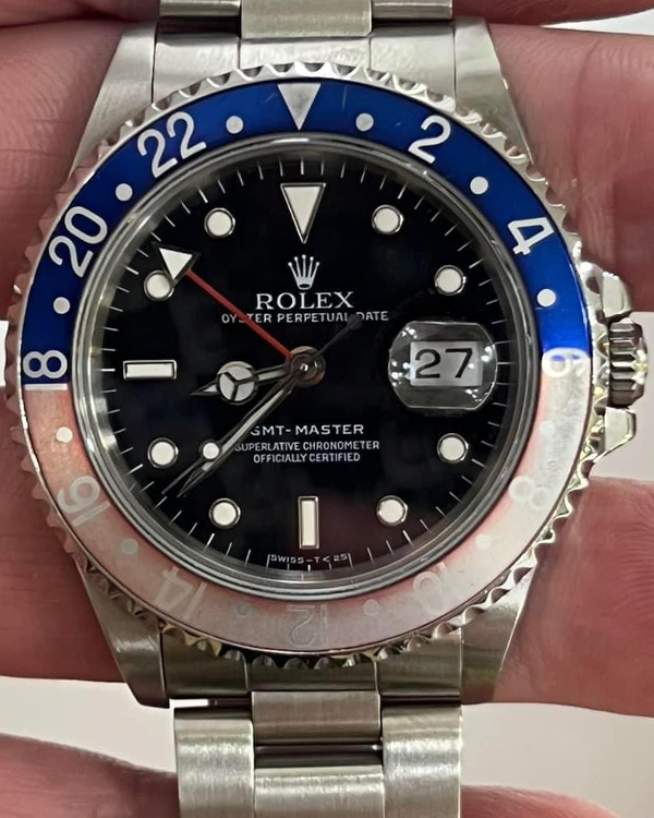 Rolex GMT-Master "Faded Pepsi" Vintage 40MM Black Dial Steel Bracelet (16700)