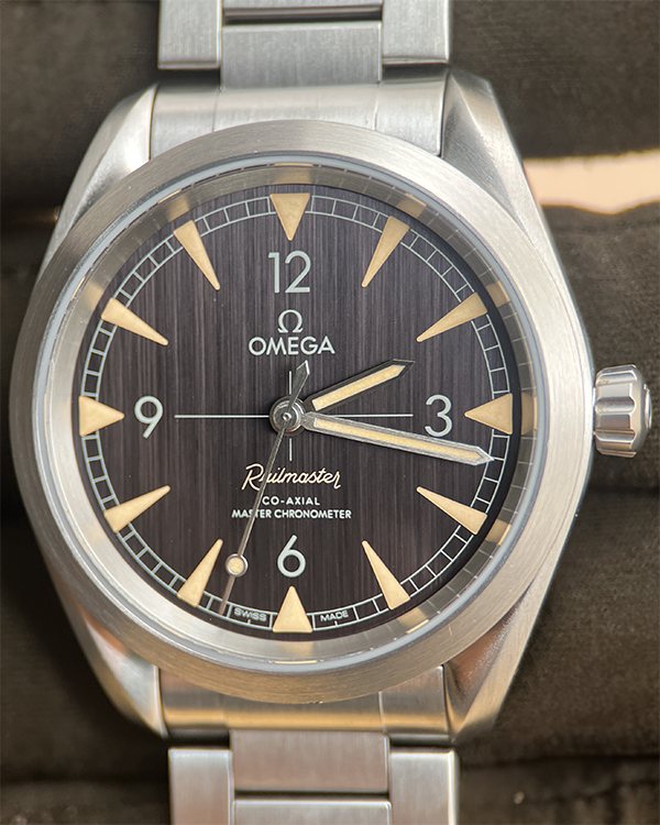 Omega Seamaster Railmaster 40MM Black Dial Steel Bracelet (220.10.40.20.01.001)