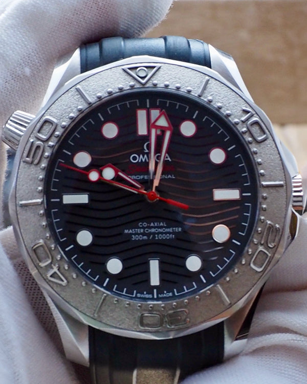 Omega Seamaster Diver 300 M "Nekton Edition" 42MM Black Dial Rubber Strap (210.32.42.20.01.002)