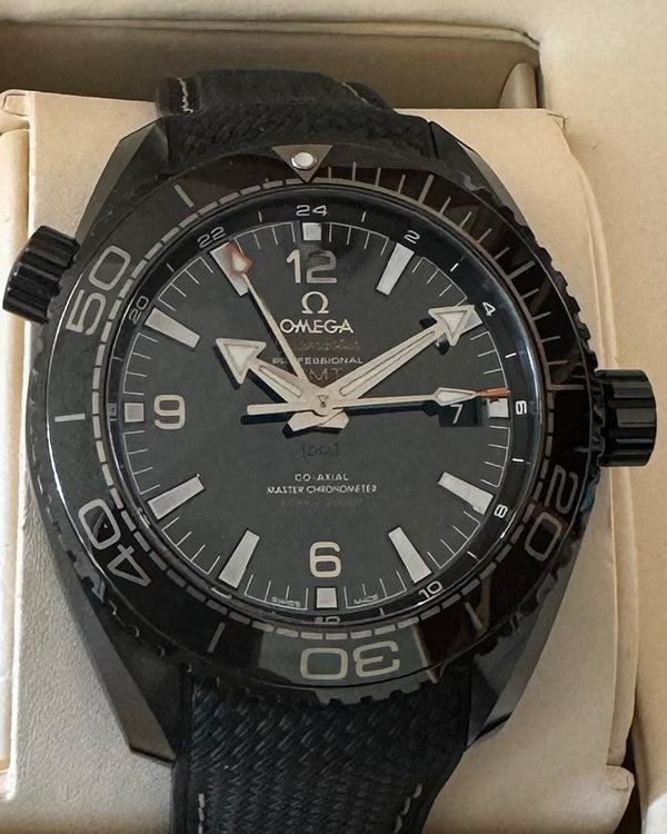 2017 Omega Seamaster Planet Ocean 45.5MM Black Dial Rubber Strap (215.92.46.22.01.001)