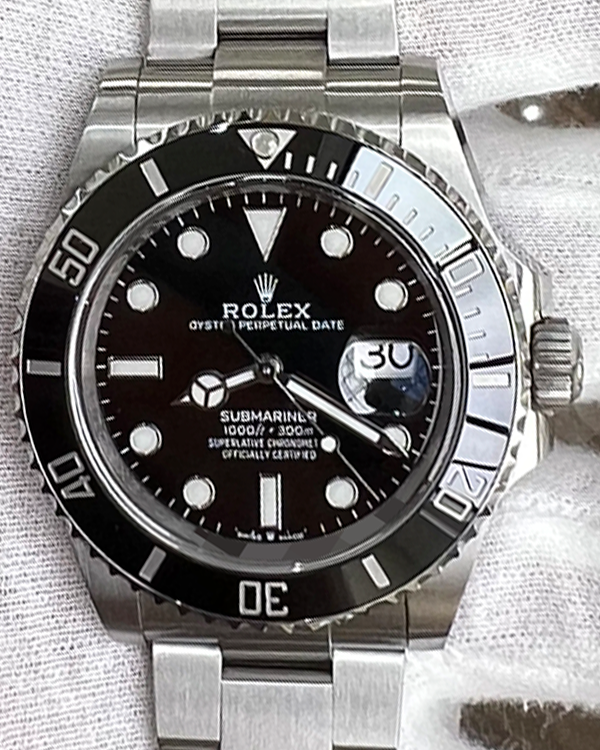 Rolex Submariner Date 41MM Black Dial Oyster Bracelet (126610LN)