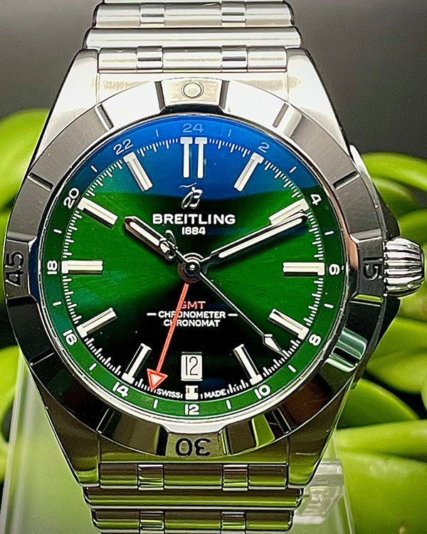 2023 Breitling Chronomat GMT 40MM Green Dial Steel Bracelet (A32398)