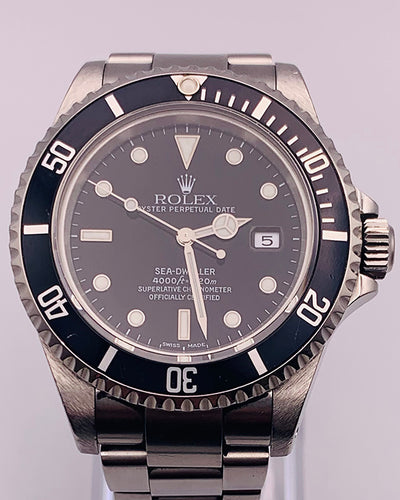 Rolex Sea-Dweller 4000 40MM Black Dial Oyster Bracelet (16600)