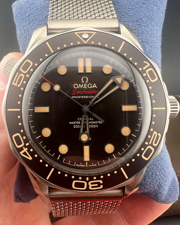 2021 Omega Seamaster Diver 300M "007 No Time to Die" 42MM Brown Dial Titanium Bracelet (210.90.42.20.01.001)