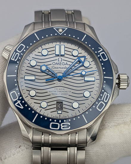 2020 Omega Seamaster Diver 300M 42MM Grey Dial Steel Bracelet (210.30.42.20.06.001)