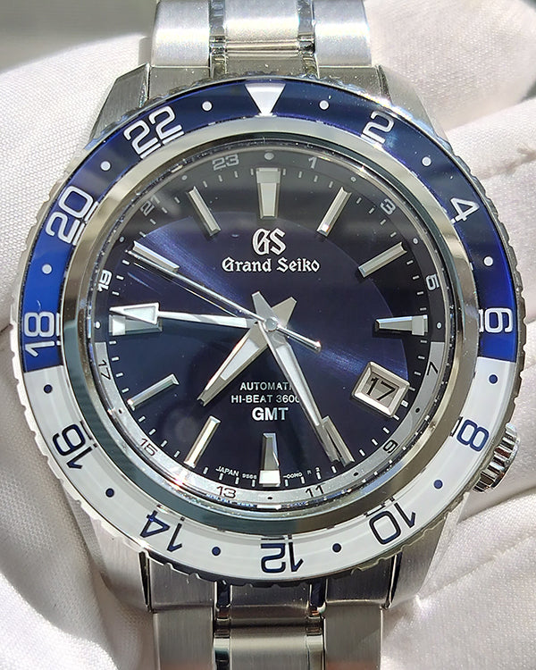 2021 Grand Seiko Sport Collection 44.2MM Blue Dial Steel Bracelet (SBGJ237G)