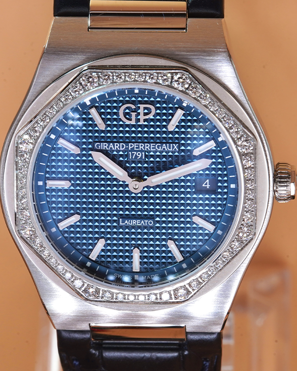 2022 Girard-Perregaux Laureato Steel Factory Diamonds Blue Dial (80189D11A431-CB6A)