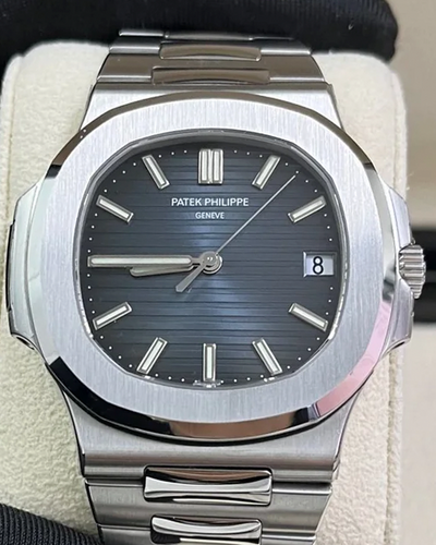 2016 Patek Philippe Nautilus 40MM Blue Dial Steel Bracelet (5711/1A-010)