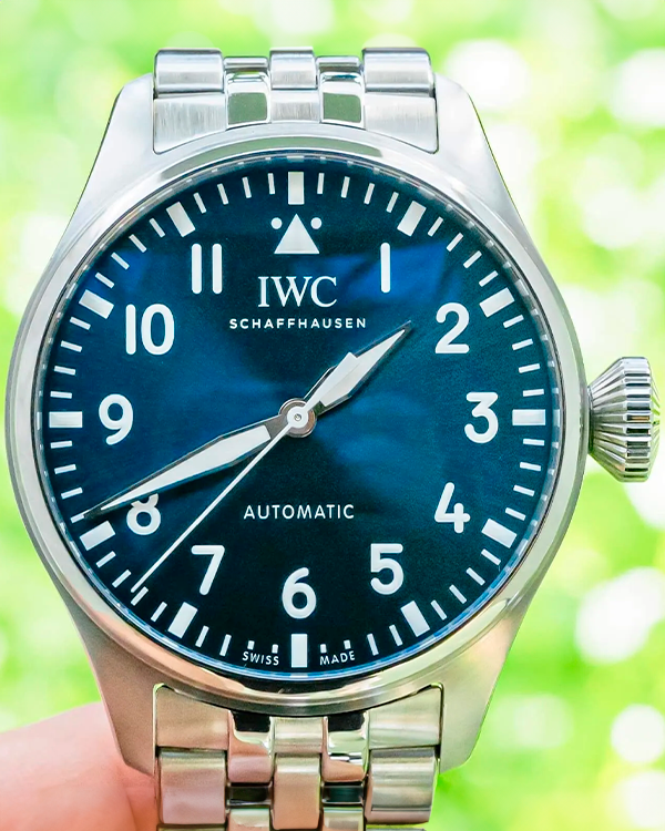 2022 IWC Schaffhausen Pilot 43MM Blue Dial Steel Bracelet (IW329304)