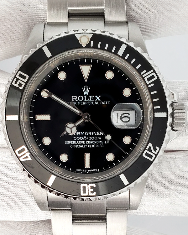 Rolex Submariner Date 40MM Black Dial Oyster Bracelet (16610)