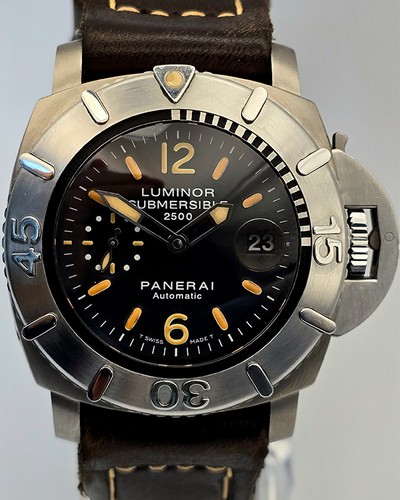 2007 Panerai Luminor Submersible 2500 Diver's Professional L.E. 47MM Black Dial Leather Strap (PAM00194)