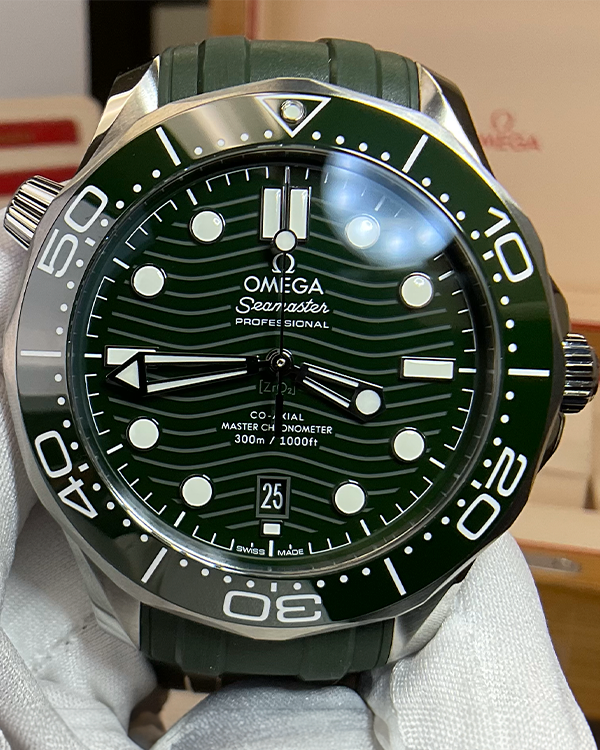 2023 Omega Seamaster Diver 300M "Seaweed" Co-Axial Master Chronometer 42MM Steel Green Dial (210.32.42.20.10.001)