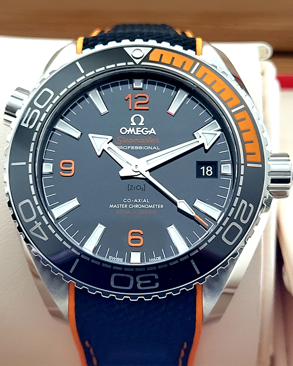 No Reserve - Omega Seamaster Planet Ocean 600M 43.5MM Black Dial Rubber Strap (215.32.44.21.01.001)