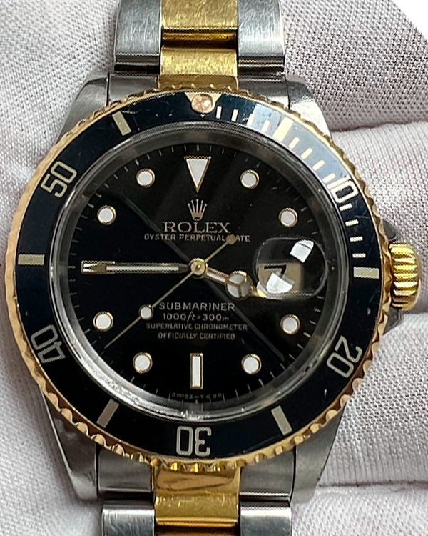 Rolex Submariner Date 40MM Black Dial Two-Tone Bracelet (16613)