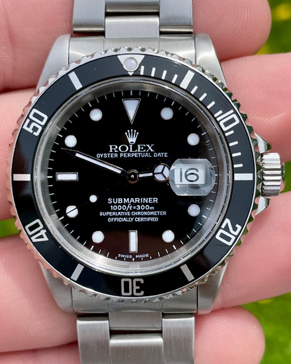 Rolex Submariner Date 40MM Black Dial Oyster Bracelet (16610)