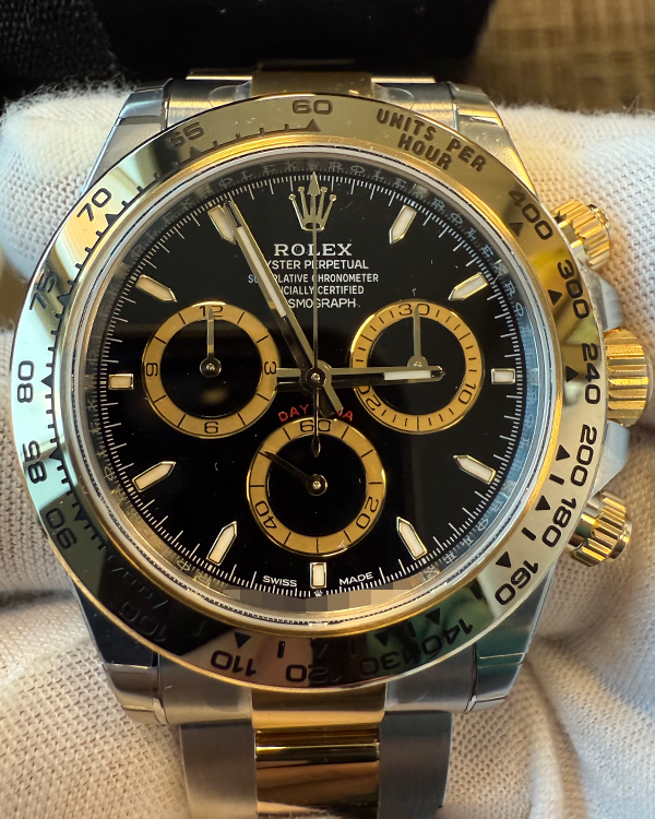 2024 Rolex Cosmograph Daytona 40MM Black Dial Two-Tone Oyster Bracelet (126503)