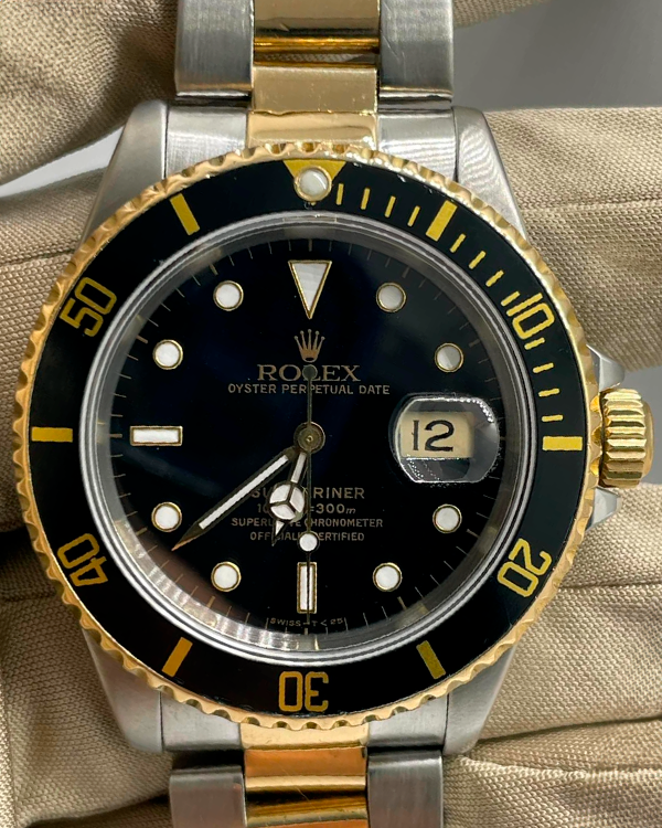 Rolex Submariner Date 40MM Black Dial Two-Tone Bracelet (16613)