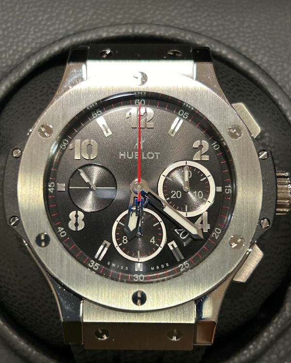 2023 Hublot Big Bang 44MM Black Dial Rubber Strap (301.SX.130.RX)