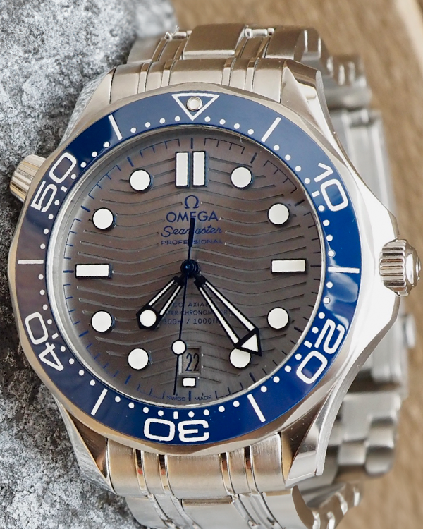 2021 Omega Seamaster Diver 300M 42MM Grey Dial Steel Bracelet (210.30.42.20.06.001)