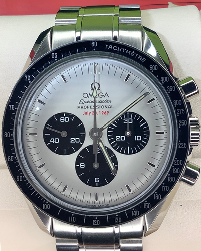 2005 Omega Speedmaster Professional Moonwatch 35th Anniversary Apollo 11 L.E. 42MM White Dial Steel Bracelet (3569.31.00)