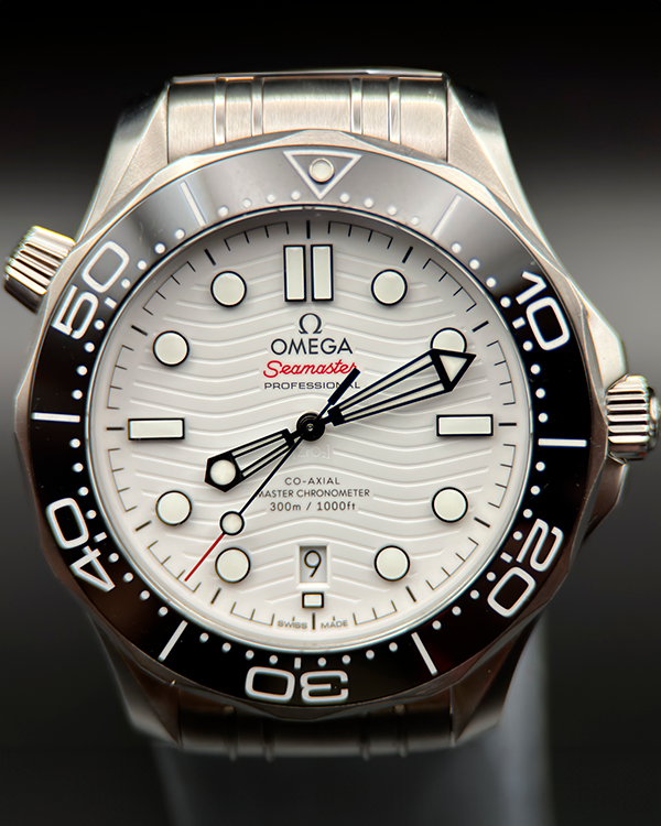 2018 Omega Seamaster Diver 300M 42MM White Dial Steel Bracelet  (210.30.42.20.04.001)