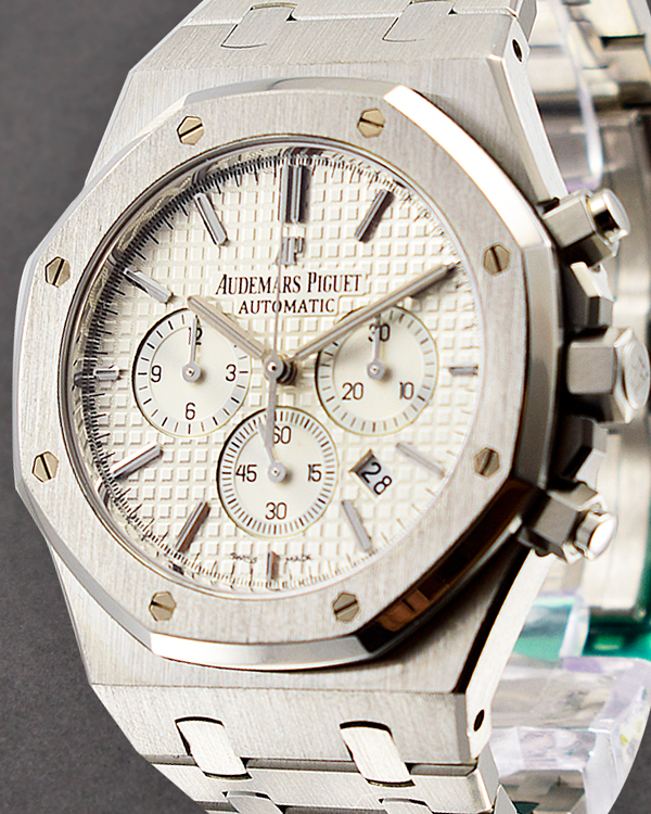 Audemars Piguet Royal Oak Chronograph 41MM Silver Dial Steel Bracelet (26320ST.OO.1220ST.02)