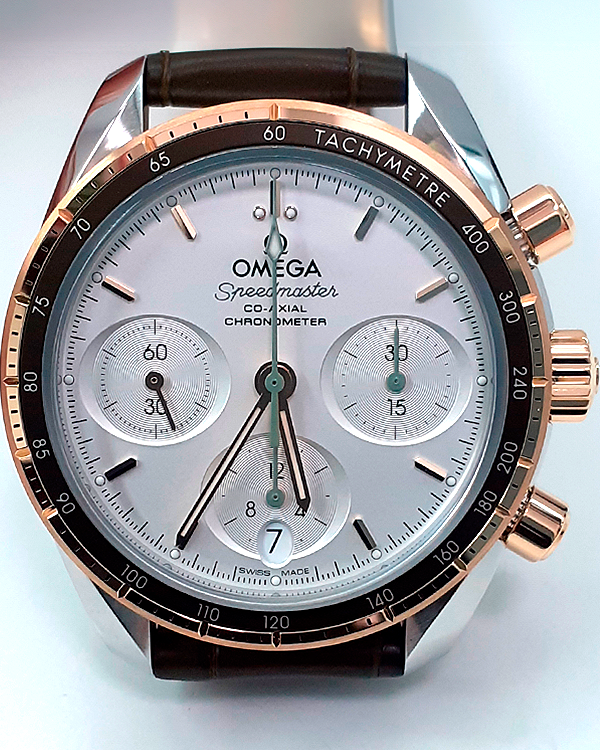 2023 Omega Speedmaster 38MM Silver Dial Leather Strap (324.23.38.50.02.001)