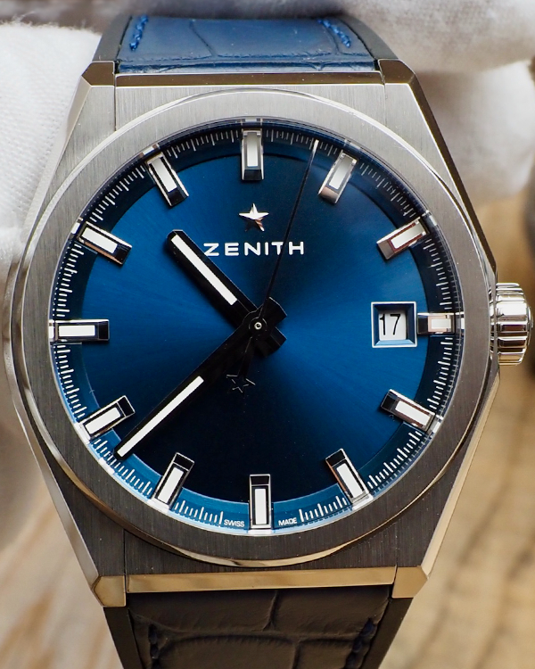 2019 Zenith Defy Classic 41MM Blue Dial Rubber/Leather Strap (95.9000.670/51.R584)