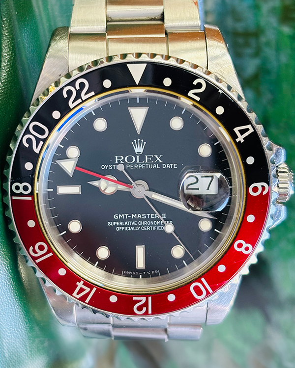 Rolex GMT-Master II "Coke" 40MM Black Dial Oyster Bracelet (16710)