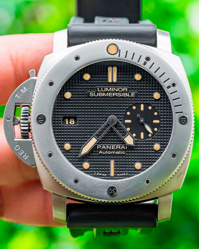 Panerai Luminor Submersible 47MM Black "Clou de Paris Hobnail" Dial Rubber Strap (PAM00569)