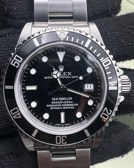 2009 Rolex Sea-Dweller 4000 40MM Black Dial Oyster Bracelet (16600)