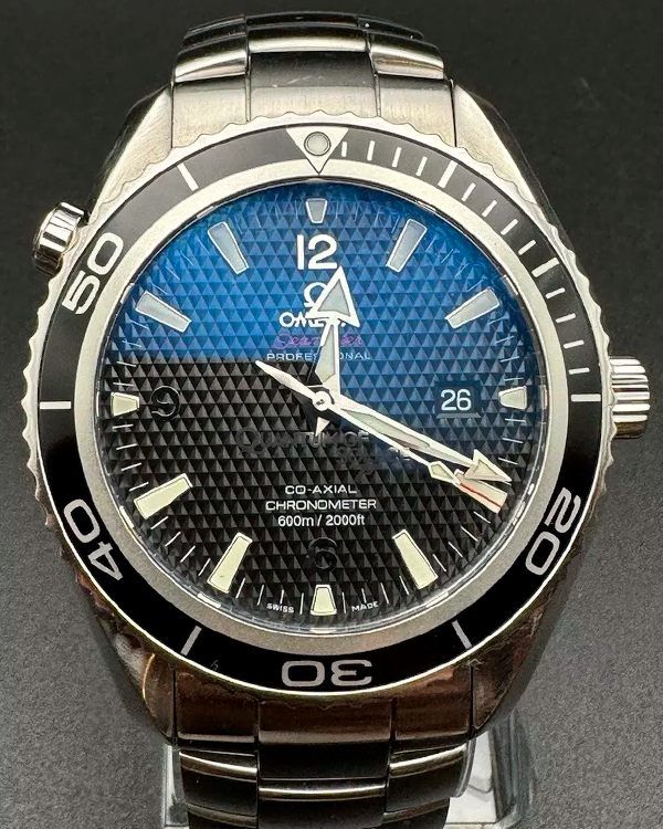 Omega Seamaster Planet Ocean 007 Quantum Of Solace L.E. 45MM Black Dial Steel Bracelet (222.30.46.20.01.001)